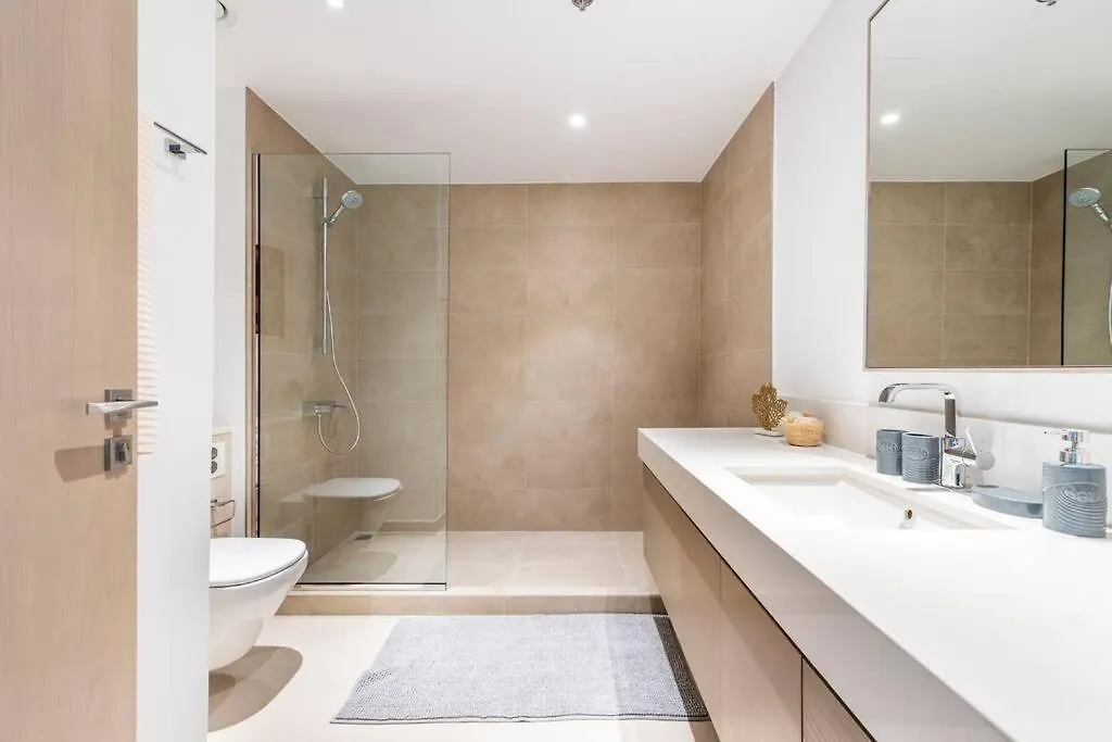 דובאי Penthouse High Floor Apartment I Creek Horizon Tower 2 0*,  איחוד האמירויות הערביות