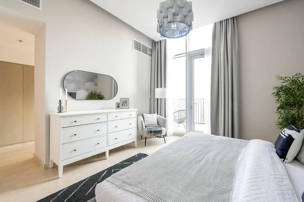 Penthouse High Floor Apartment I Creek Horizon Tower 2 location